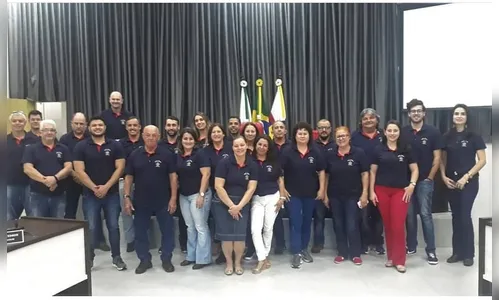 ​  ROUPA NOVA  NA CÂMARA DE APUCARANA