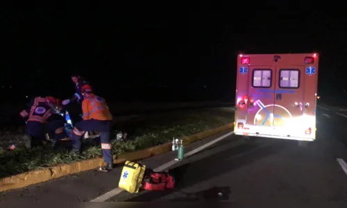 
							Casal fica ferido após acidente entre moto e van de Apucarana, em Mandaguari
						
						