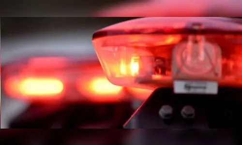 Homem tem pescoço perfurado por chifre de animal em Maringá 