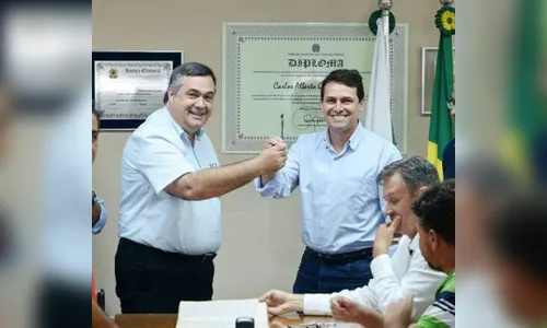 QUAL  DUPLA É MELHOR?ESCOLHA A SUA: