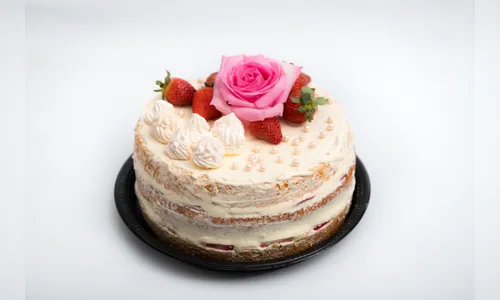 Edhucca prepara naked cake para o Dia dos Pais