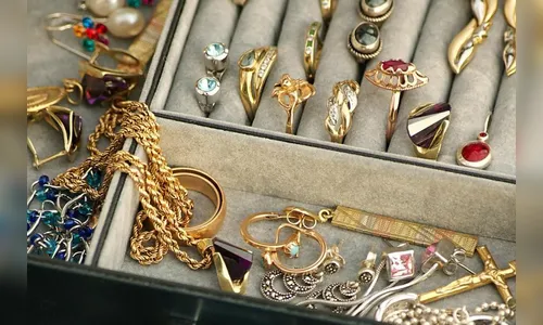 Maleta de joias é furtada de loja em Apucarana