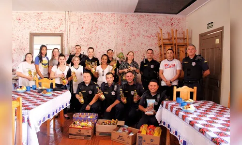 GM e Secretaria de Educação doam mais de 200 kg de alimentos ao Lar São Vicente de Paulo