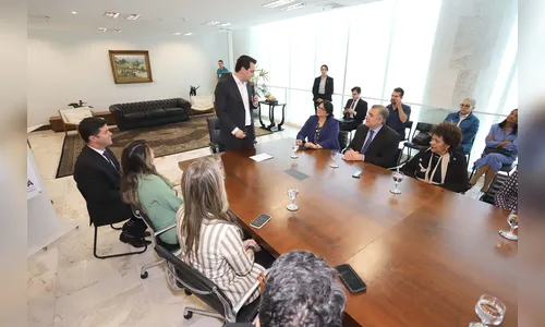 Paraná firma parceria para ampliar proteção a mulheres e crianças