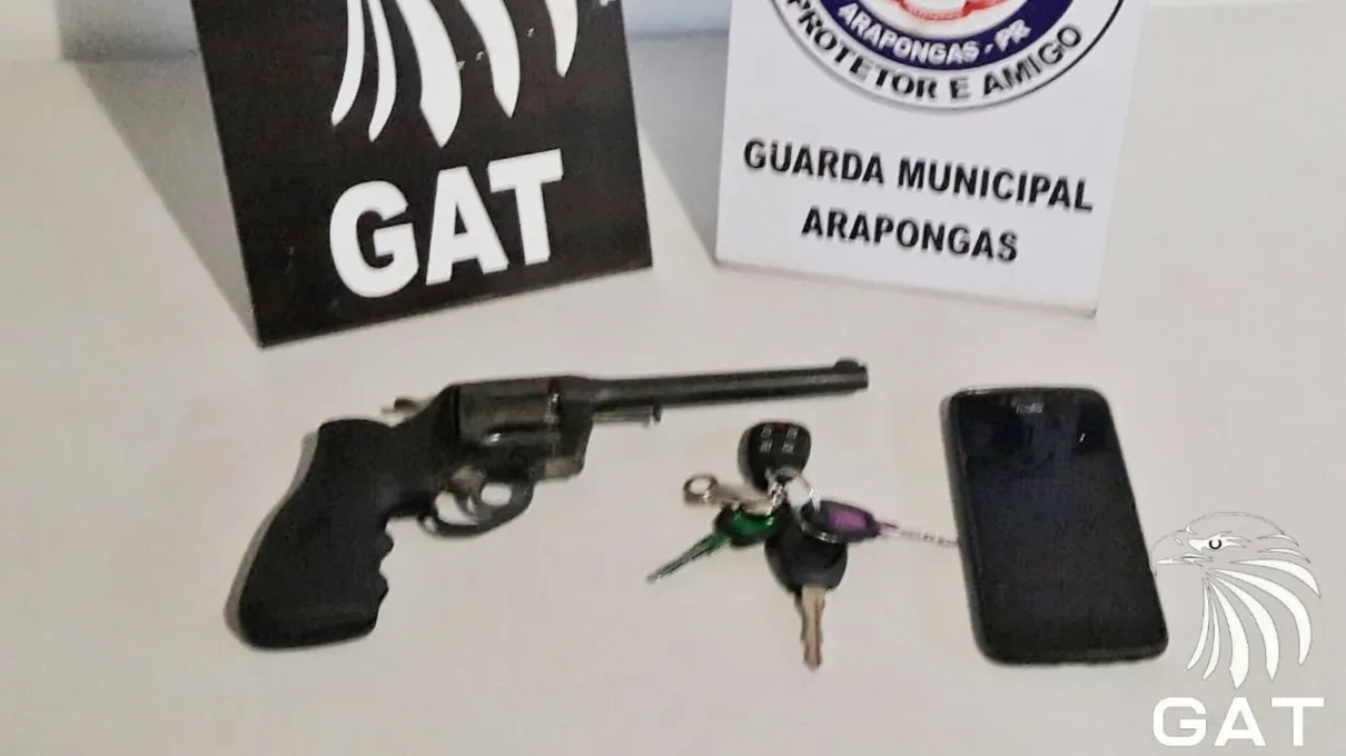 GM de Arapongas apreende arma; irmãos foram detidos 