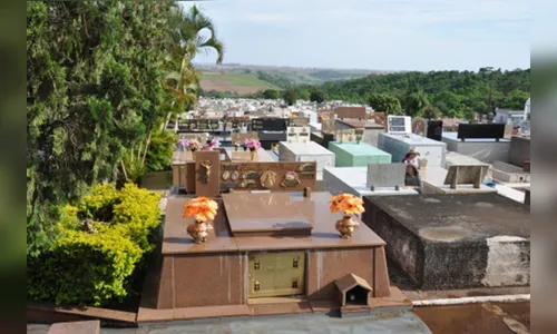 Homem é denunciado por fazer sexo em cemitério após aposta em Ibiporã