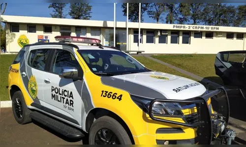 Homem furta carro de entregador de pães e tenta atear fogo no veículo em Apucarana