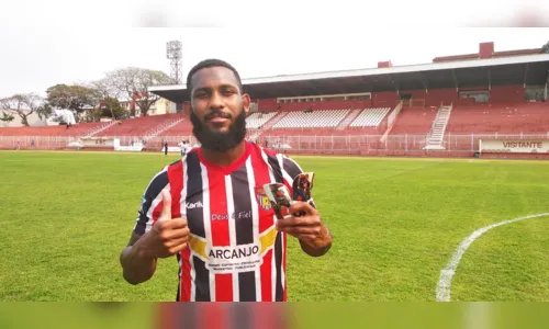 
						
							Fora de casa, Apucarana Sports derrota o Foz do Iguaçu no Estádio ABC
						
						