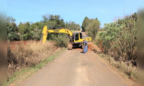 Seodur realiza manutenção em trecho de Estrada Rural