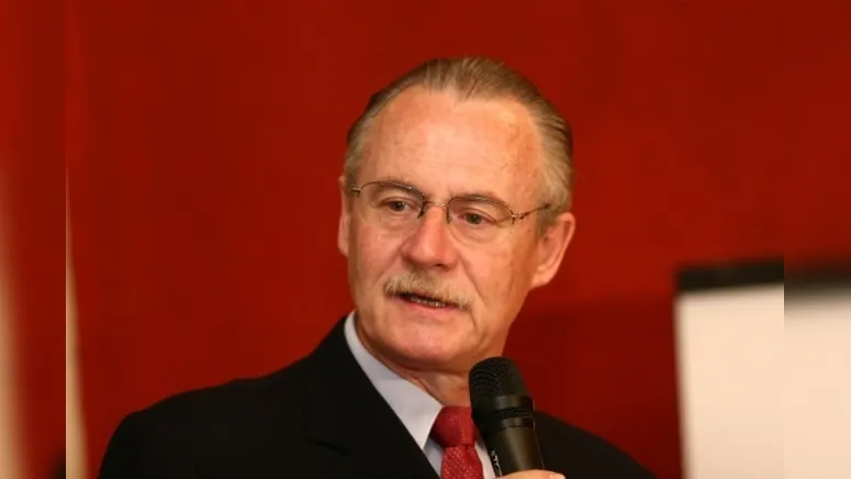 Imagem ilustrativa da notícia PESSUTI NA ELEIÇÃO MUNICIPAL