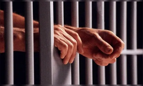 Homem condenado a mais de cinco anos por roubo é preso em Apucarana