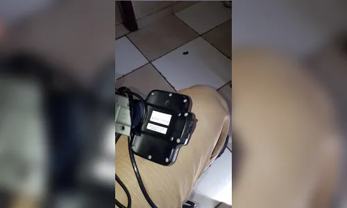 Homem retira tornozeleira de monitoramento  e esconde no quintal do vizinho em Apucarana