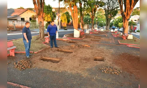 Academia pública está sendo instalada na Praça Esmael Hoffmann,  em Lunardelli
