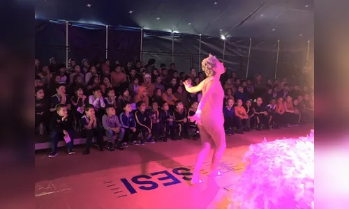 Teatro Jardim encanta alunos e professores da Rede Municipal