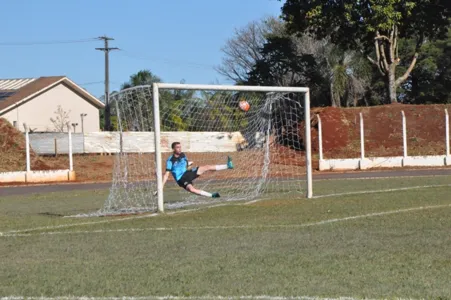 Reserva do Iguaçu se classificou ao vencer os donos da casa por 2x0 (Foto: Antônio Lemes COM/SEET)