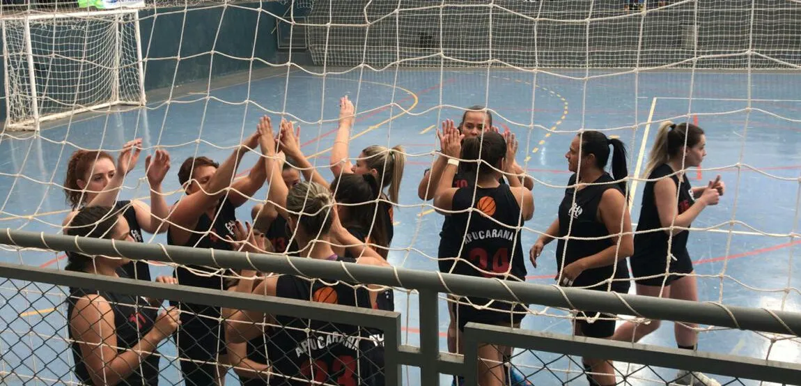 A equipe de basquete feminino de Apucarana obteve nesta terça a quarta vitória na fase final B dos JAP´s - Foto: Divulgação