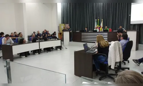 Após polêmica, Câmara de Apucarana aprova 