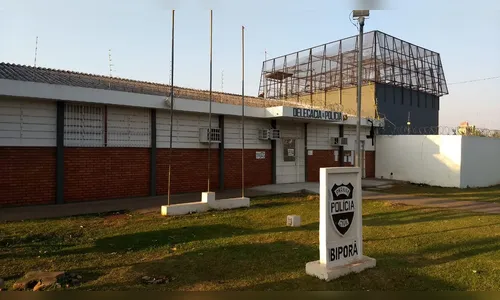 Presos que fugiram da cadeia de Ibiporã voltam para delegacia por conta própria