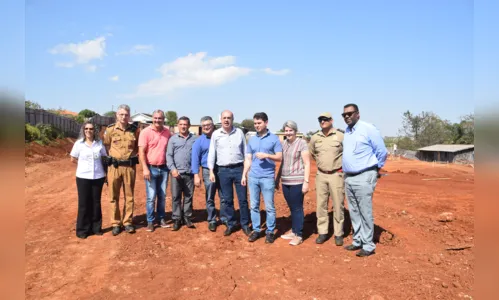 
							Deputado Alexandre Curi e prefeito Miguel Amaral visitam obras 
						
						