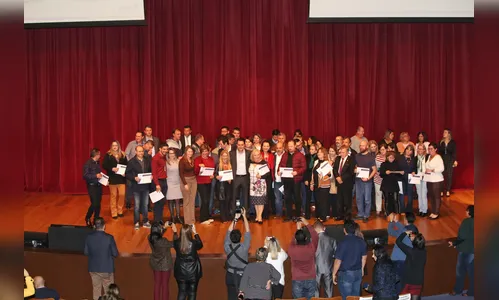 Governo anuncia medidas para a rede estadual de educação