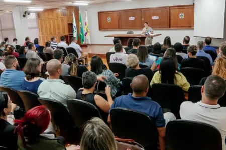 Candidatos participaram de reunião ontem em Apucarana