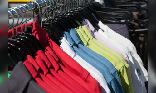 Roupas e tênis são levados de loja em Apucarana 