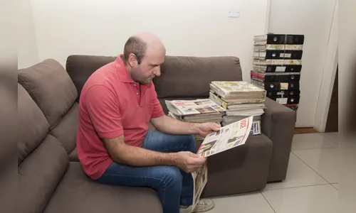 Conheça o apucaranense que coleciona colunas sociais