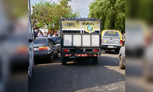 Homem é assassinado na frente dos filhos em Apucarana 