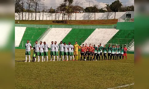 De virada, Arapongas derrota o Verê no Estádio dos Pássaros
