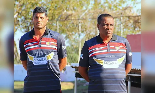 Após fiasco no domingo, Toninho Santos assume o time sub-23 do Apucarana Sports