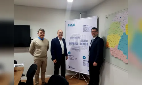 Prefeito de Ivaiporã discute estratégias de desenvolvimento com Governo do Estado