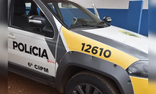 PM prende homem e apreende adolescentes após invadirem casa