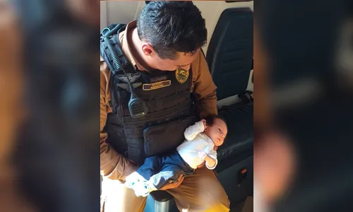 PM ajuda salvar bebê engasgado com leite em Ibiporã