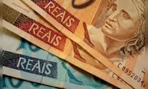 Caminhoneiro perde R$800 após golpe em Apucarana