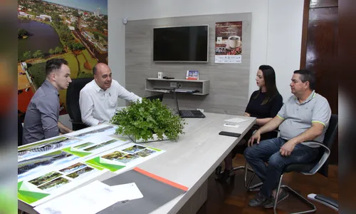 Prefeito de Ivaiporã apresenta projeto do GeoPark à Microsoft