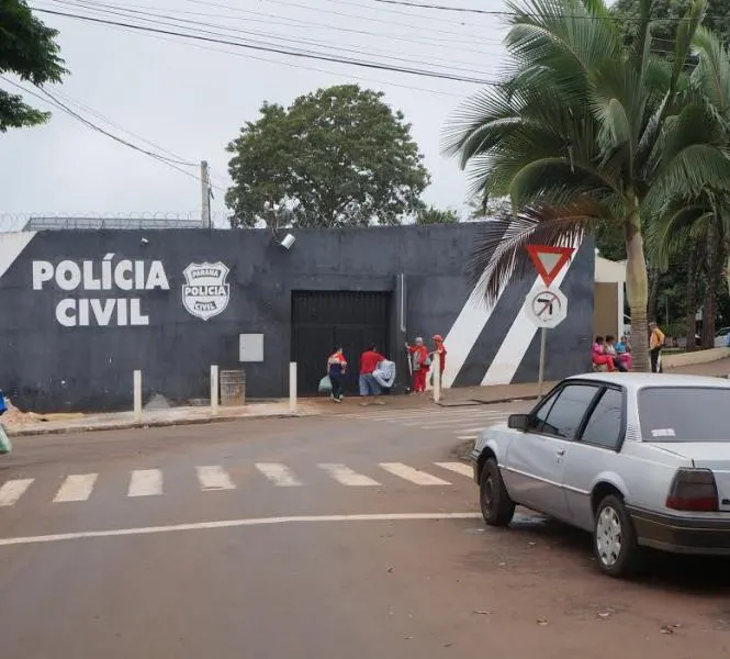 Idoso é preso após ser flagrado estuprando idosa com Alzheimer dentro de asilo