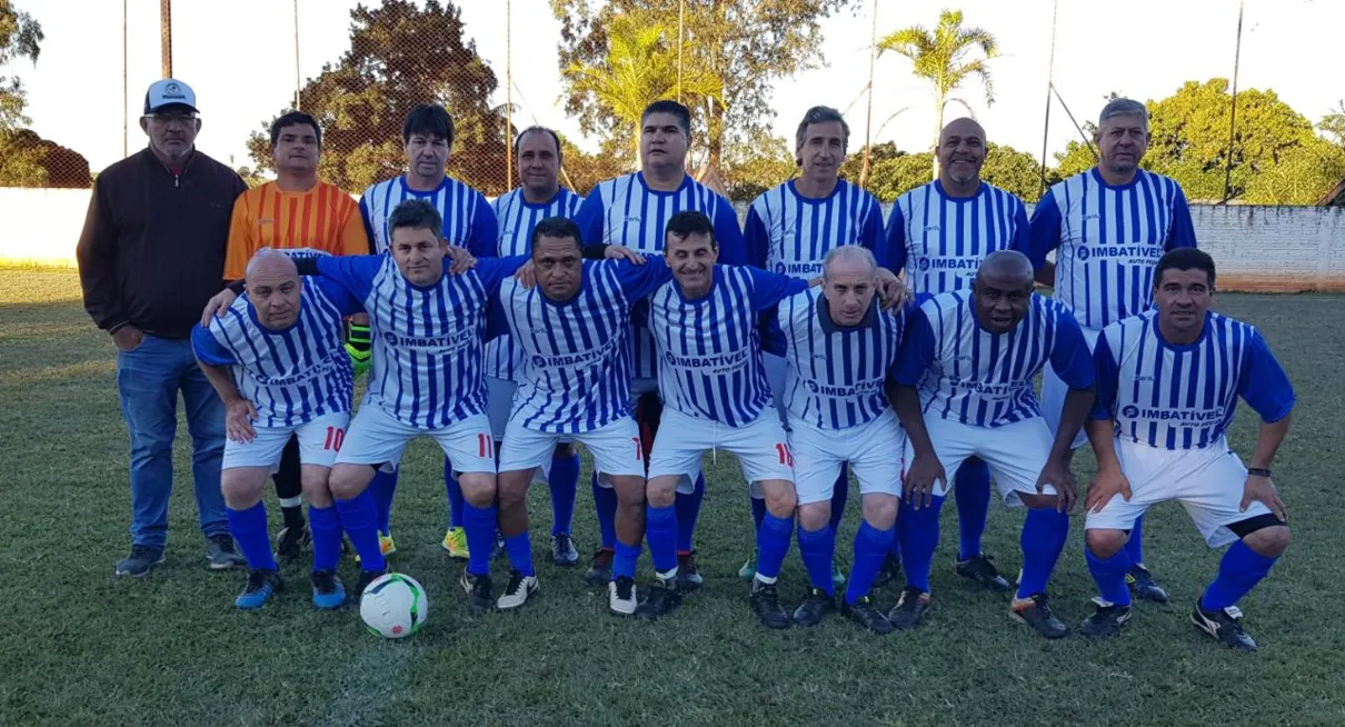 O time do Escritório Iguaçu está na fase semifinal da Copa do Clube dos XV - Foto: Divulgação