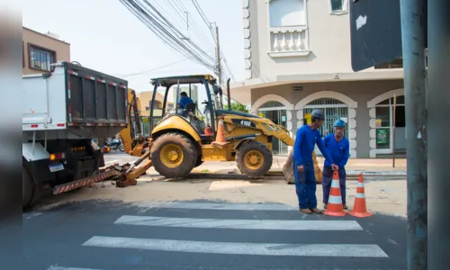 
							Obras da Sanepar no centro de Apucarana vão levar três meses; motoristas devem redobrar atenção
						
						