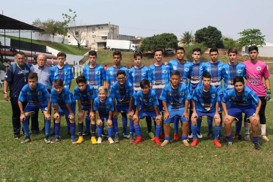 O time masculino do Colégio São José foi campeão da categoria B na fase regional dos JEP`s, Bom de Bola - Foto: Divulgação