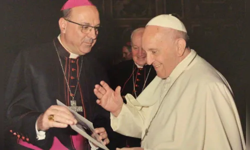 
							Dom Carlos José bispo da Diocese de Apucarana se encontra com o Papa 
						
						
