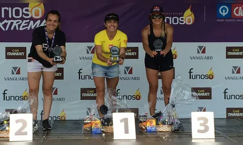 Rosiane Bolonhezi vence prova de aventura em Londrina
