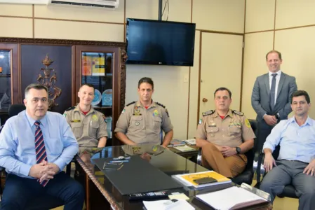 Sesa e Corpo de Bombeiros firmam cooperação para curso de socorristas do Siate