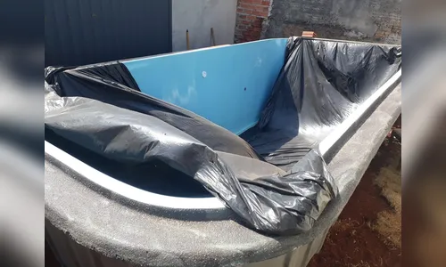 Homem é preso suspeito de furtar piscina e instalar na casa dele em Londrina
