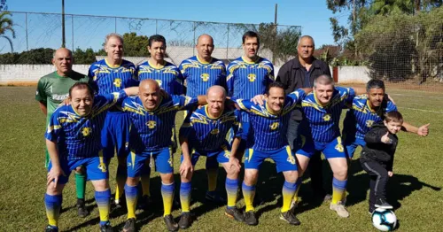 O Clube dos XV tenta vaga para a final da copa de futebol suíço - Foto: Divulgação