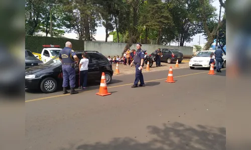 GM de Apucarana realiza blitz educativa 