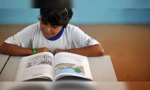 Especialistas dão dicas de como escolher a melhor escola para os filhos