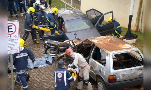 Simulação de acidente encerra Semana Nacional do Trânsito em Arapongas