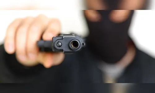 Caminhonete é roubada em Marilândia do Sul 