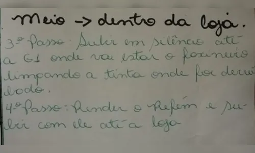 
							Ladrões desenham mapa para roubar supermercado, em Curitiba
						
						