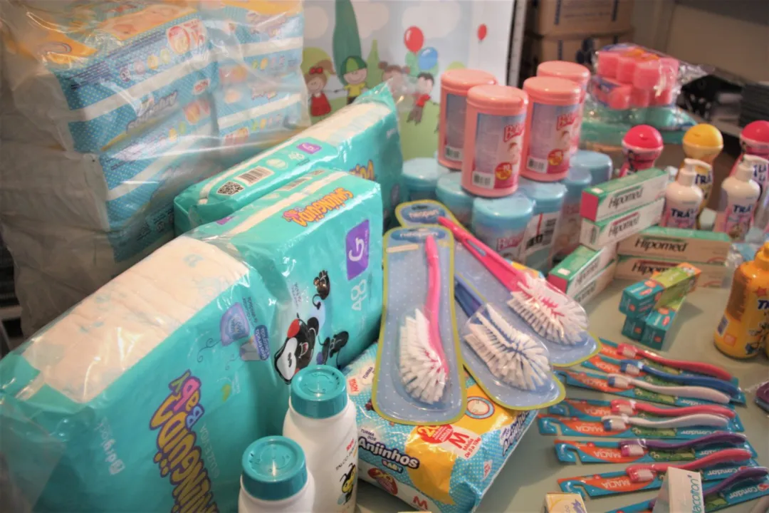 Arapongas distribui kits de higiene pessoal em 23 CMEI’s 